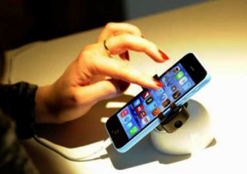 NSA nu vrea telefoane mobile inviolabile